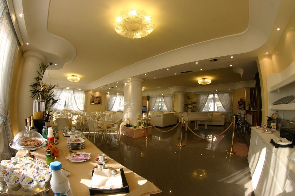 Hotel Luxor Казорія Екстер'єр фото